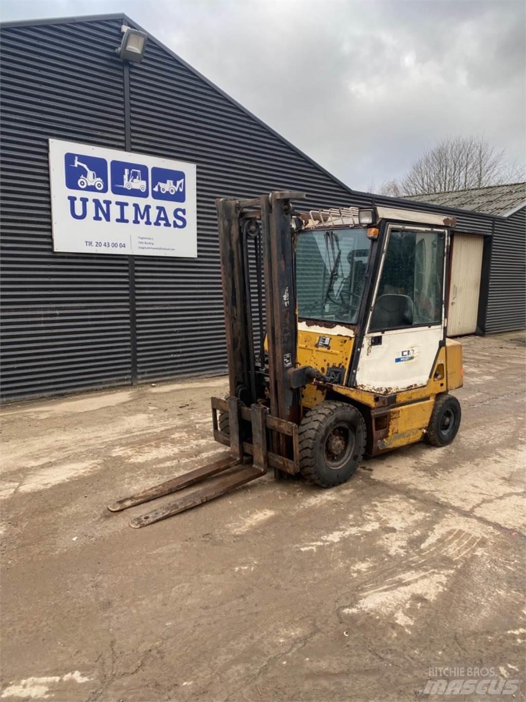 TCM FD25 Diesel gaffeltrucks