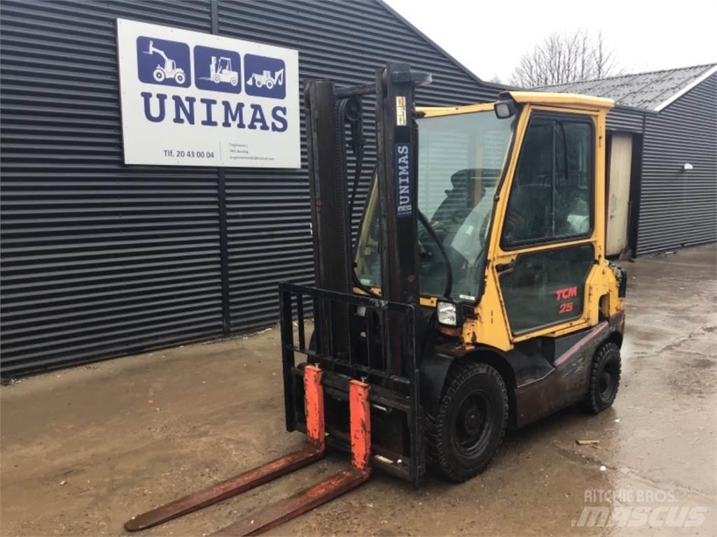 TCM FG25 LPG gaffeltrucks