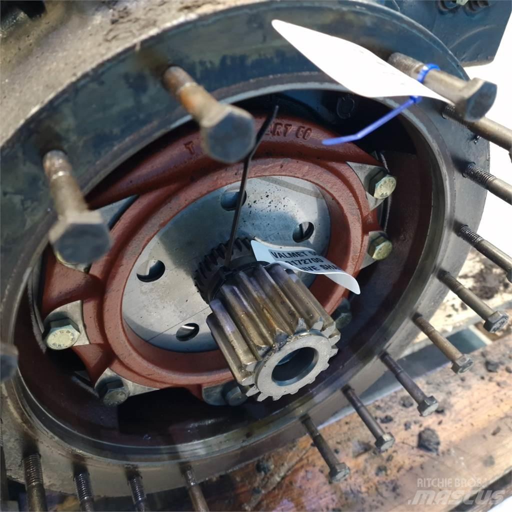Valmet 505 Gear