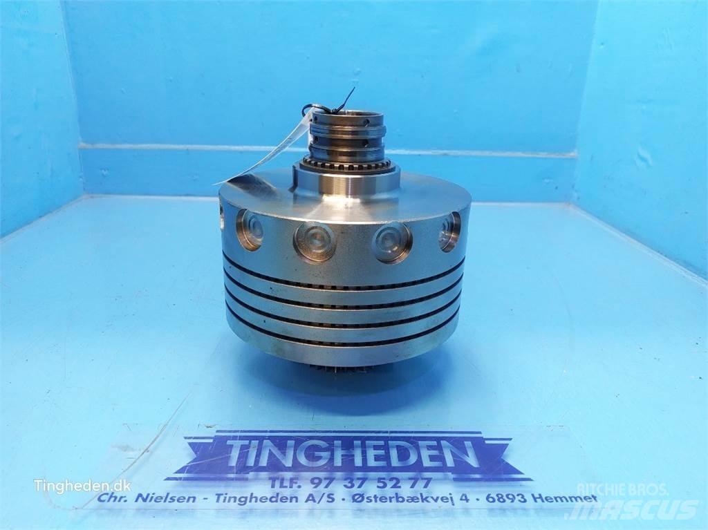 Valmet 8050 Gear