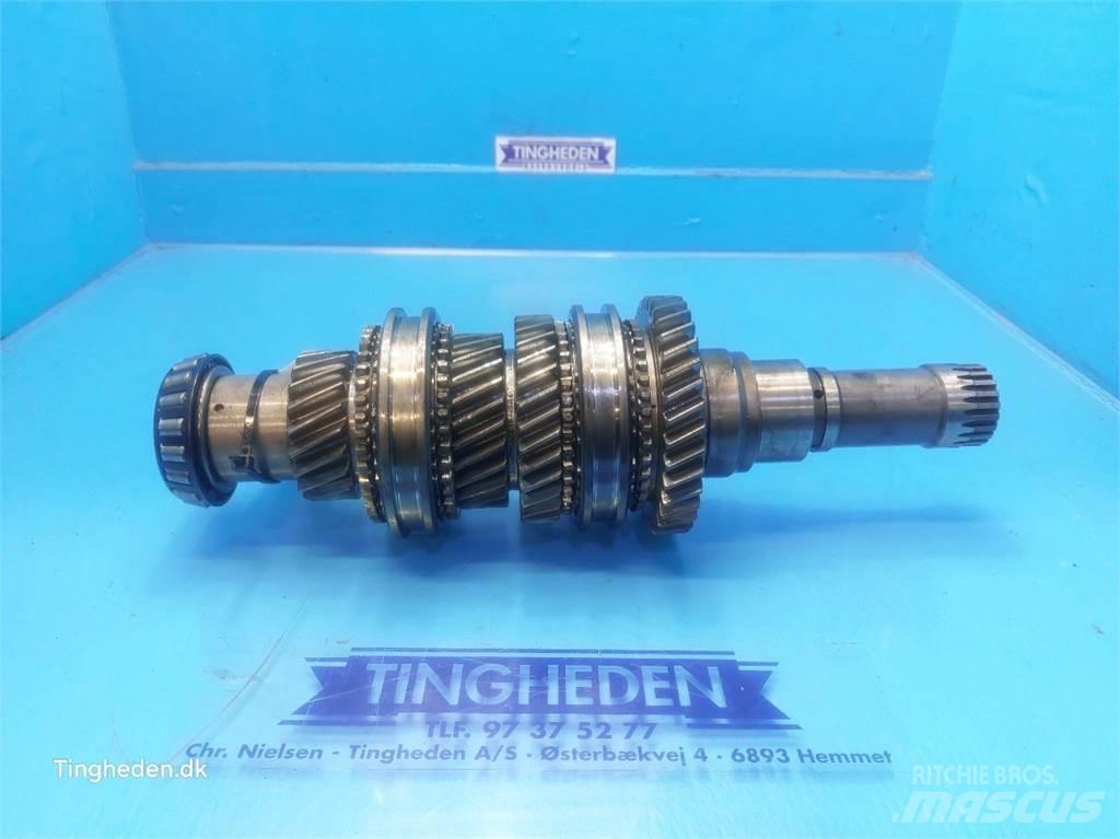 Valmet 8050 Gear