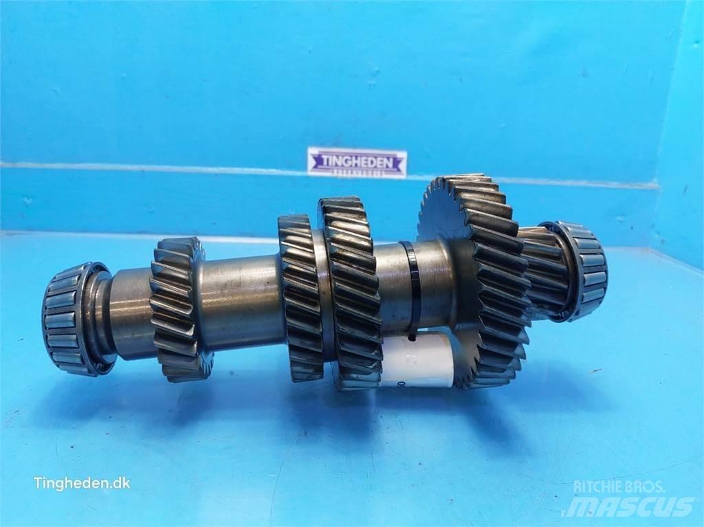 Valmet 8050 Gear
