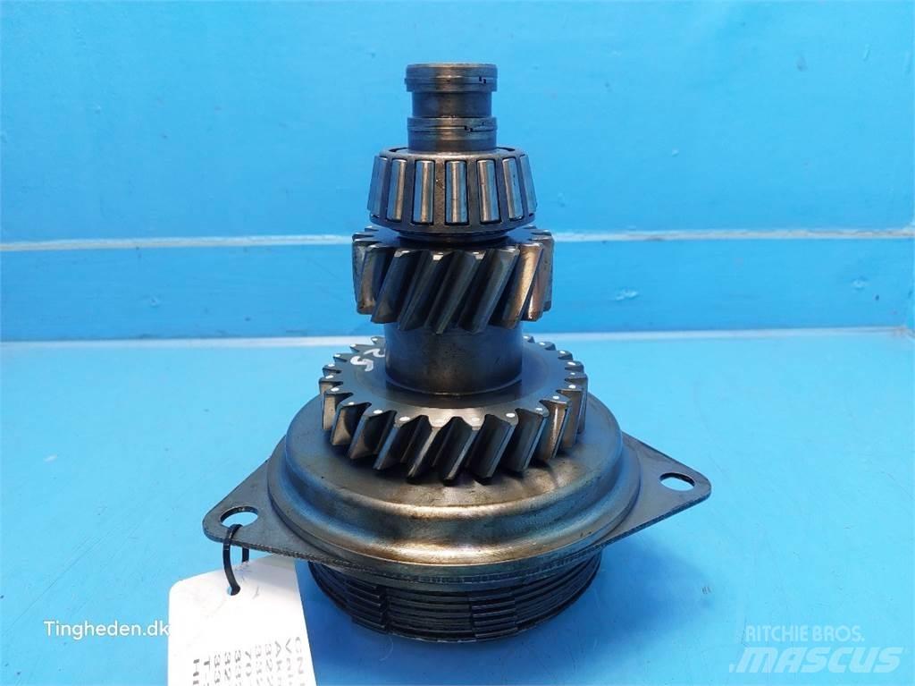 Valmet 8050 Gear
