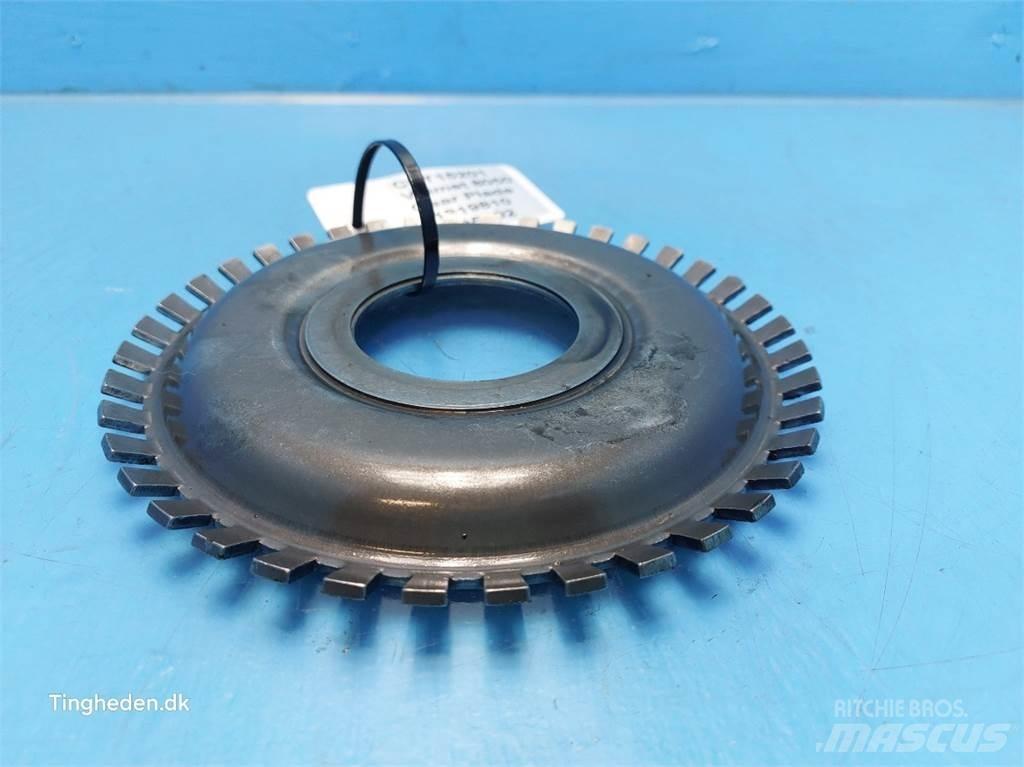 Valmet 8050 Gear