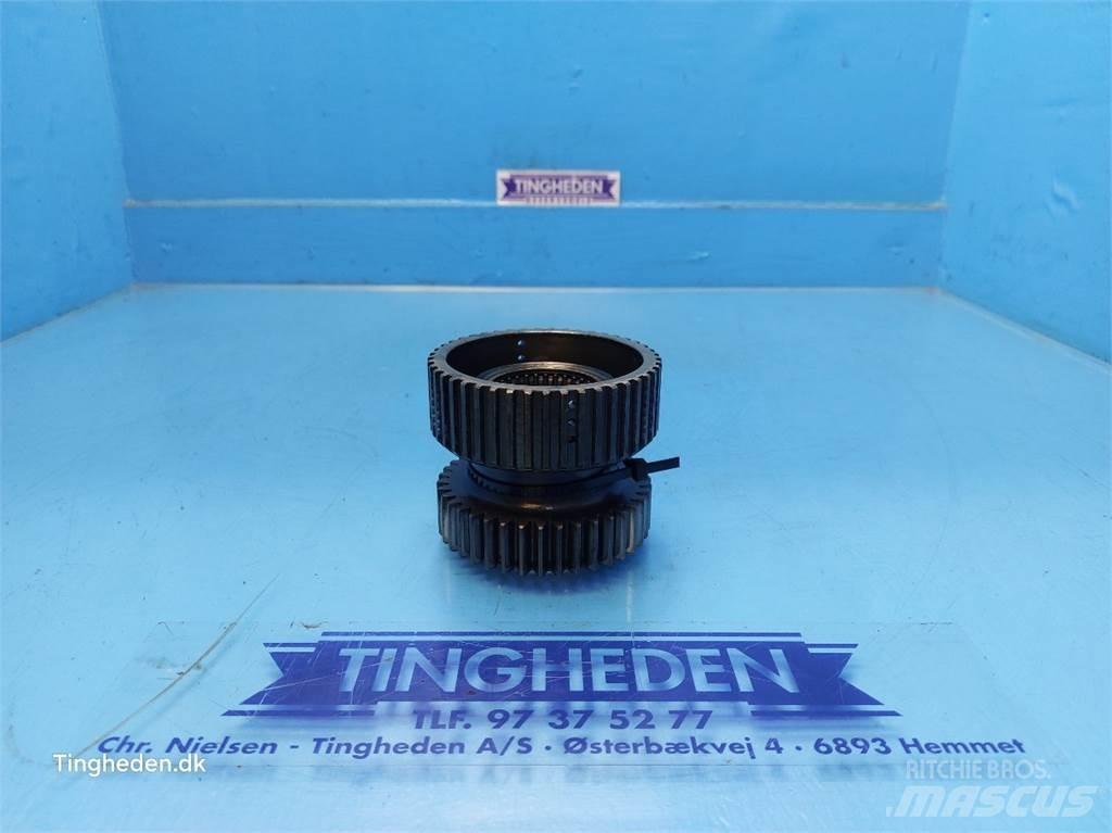 Valmet 8050 Gear
