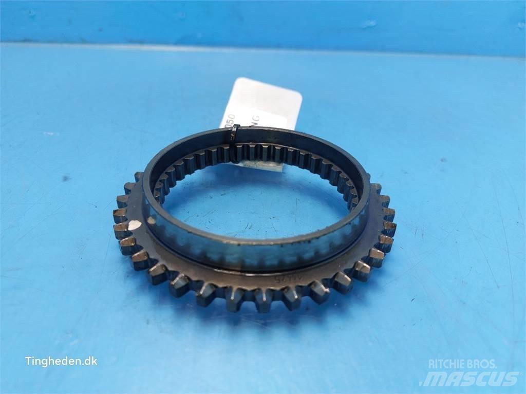 Valmet 8050 Gear