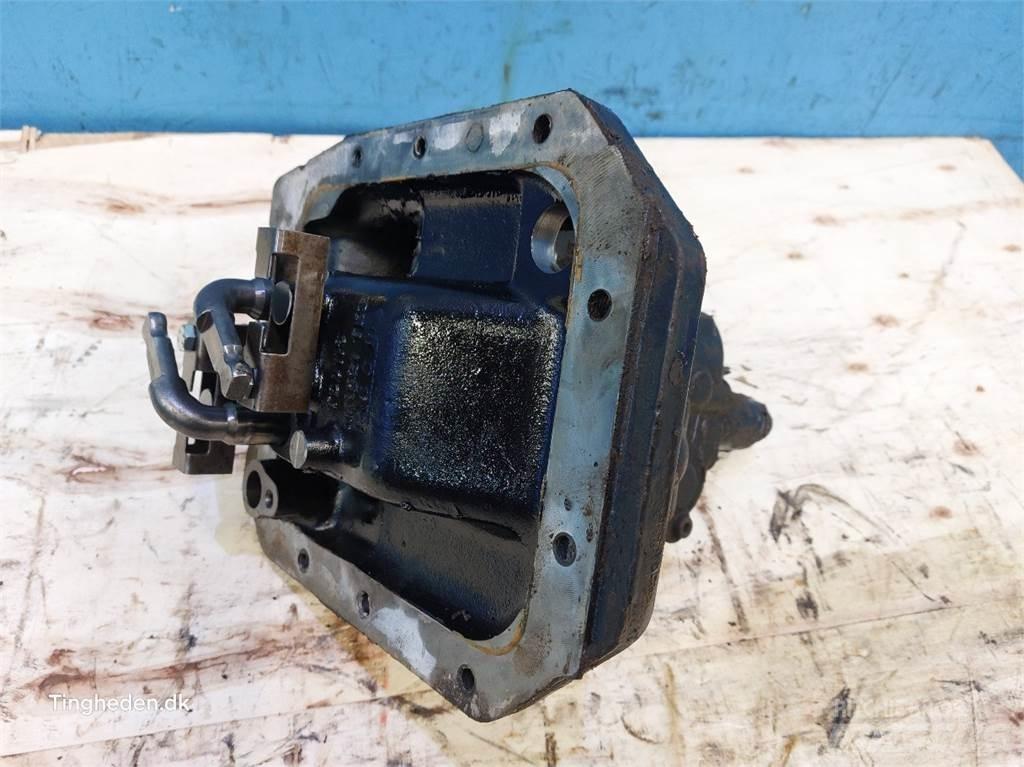 Valmet 8050 Gear