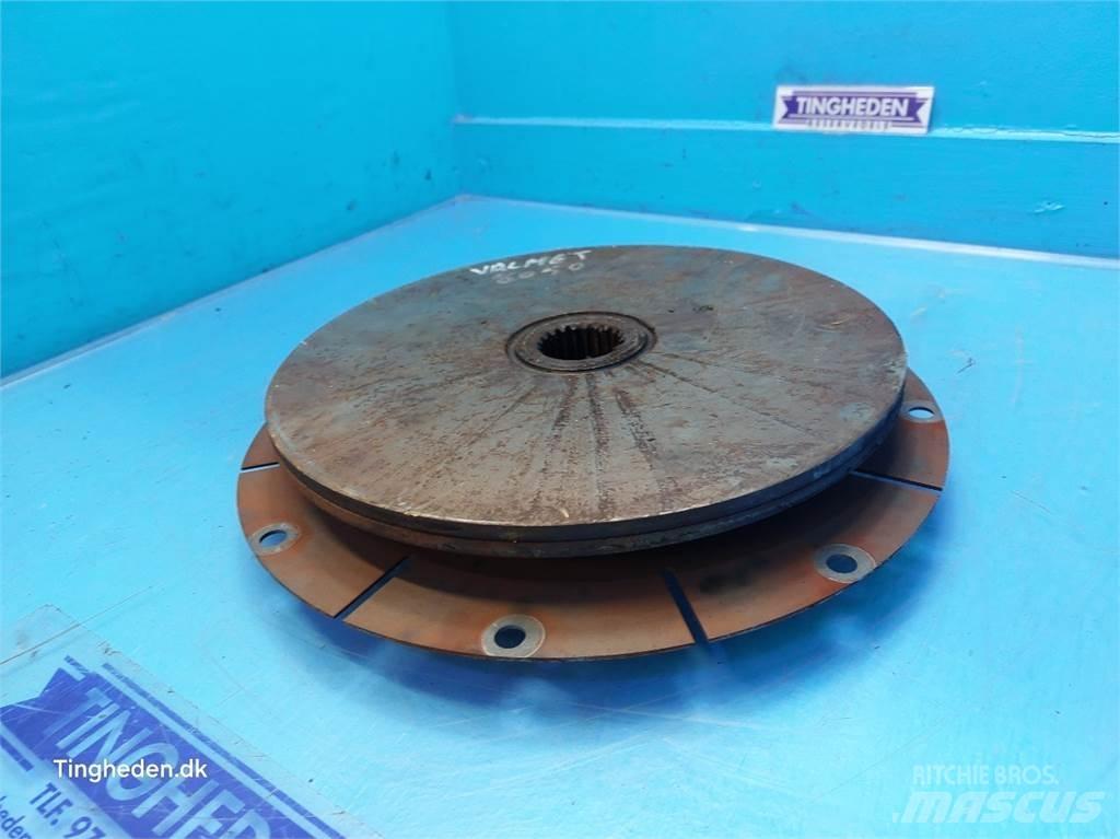Valmet 8050 Gear