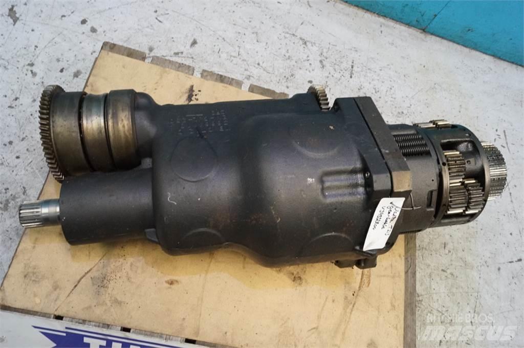 Valtra T213 Gear
