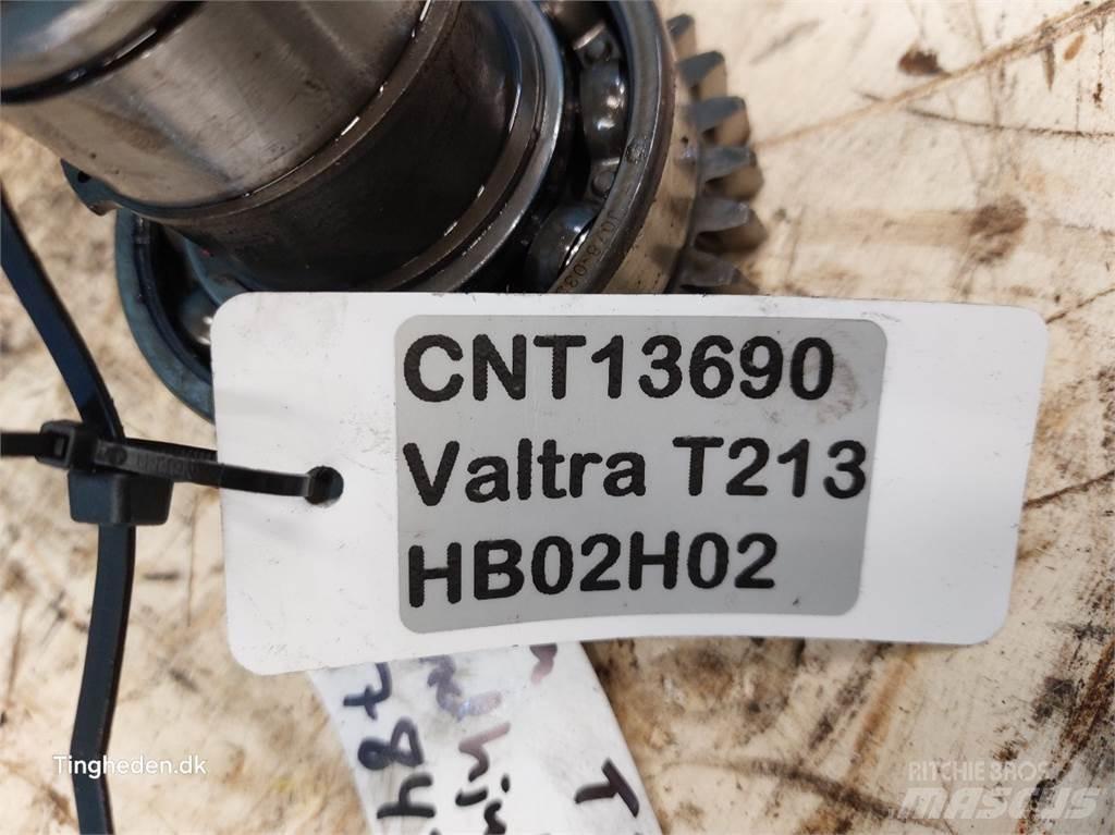 Valtra T213 Gear