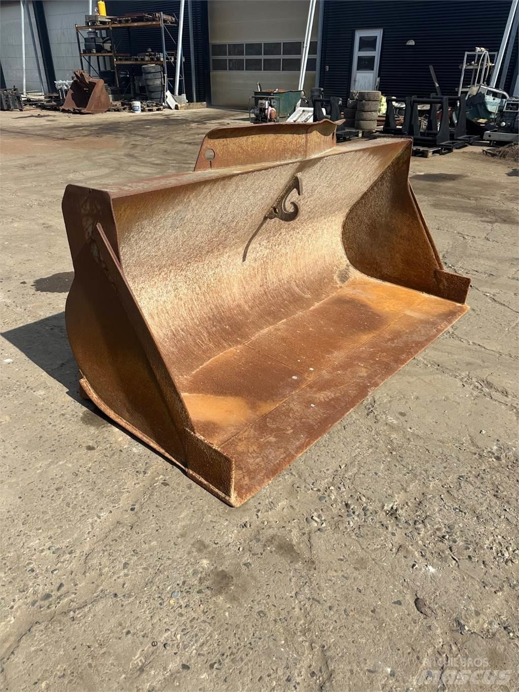 Volvo 2500mm Klinger
