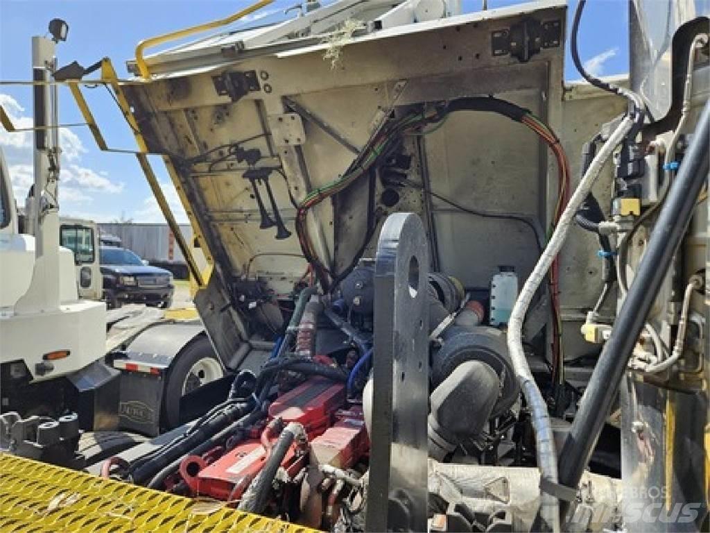 Autocar ACTT42 Terminaltraktorer