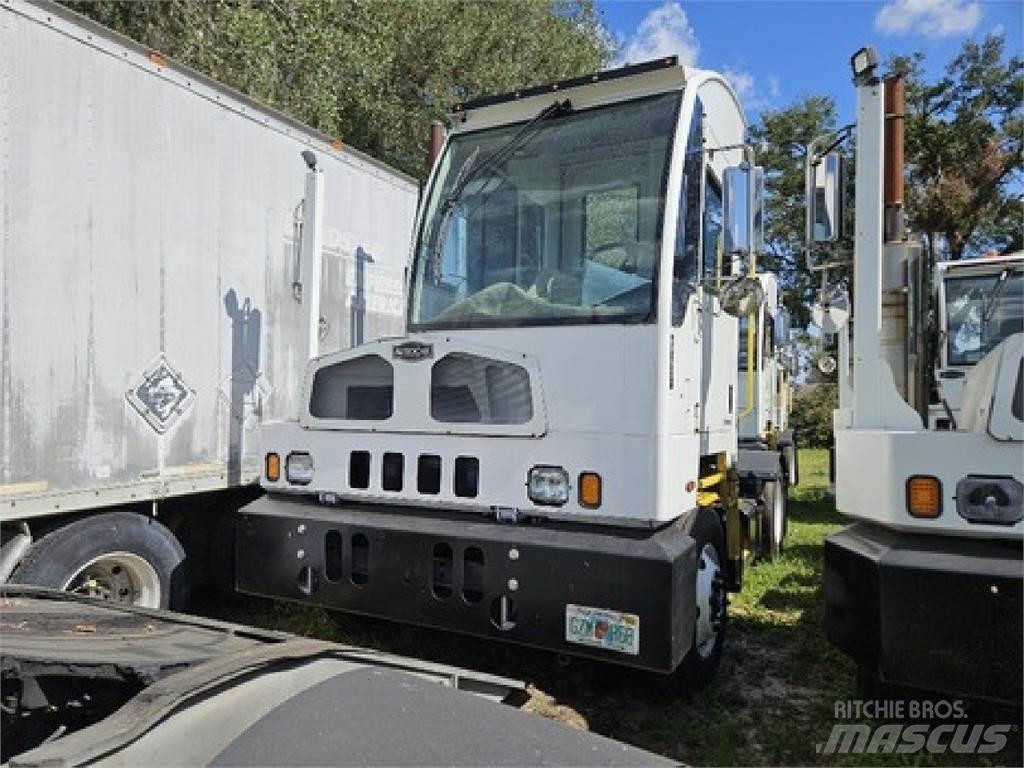 Autocar ACTT42 Terminaltraktorer