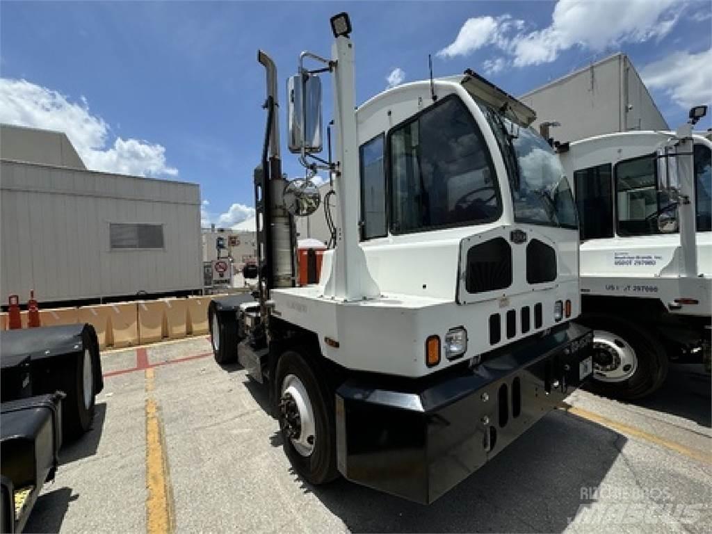 Autocar ACTT42 Terminaltraktorer