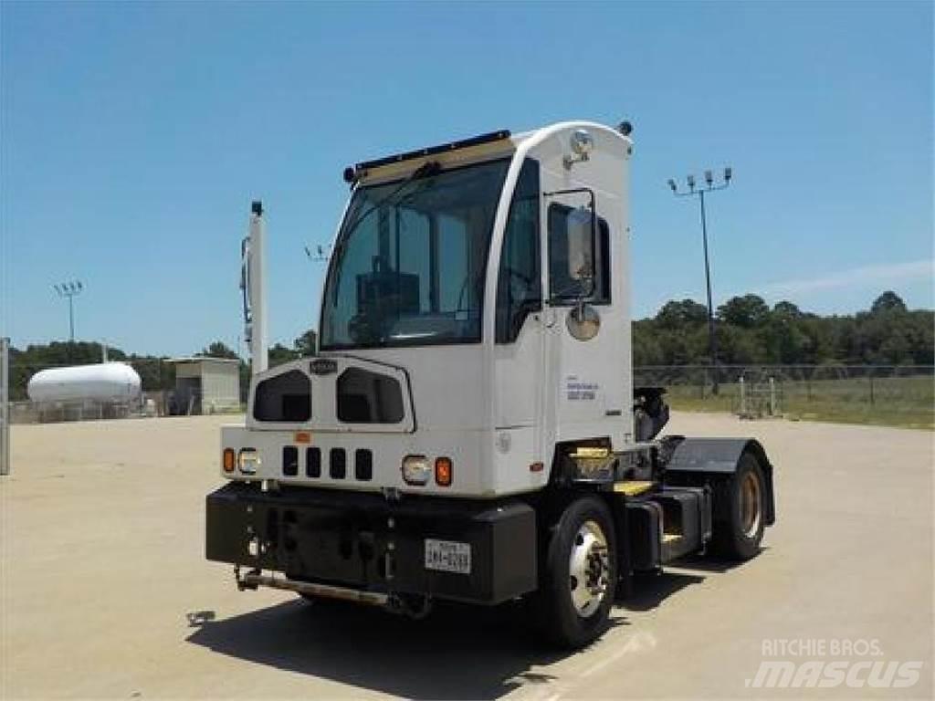 Autocar ACTT42 Terminaltraktorer