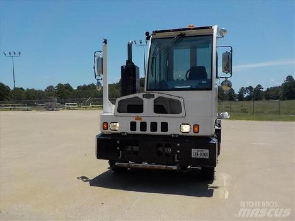 Autocar ACTT42 Terminaltraktorer