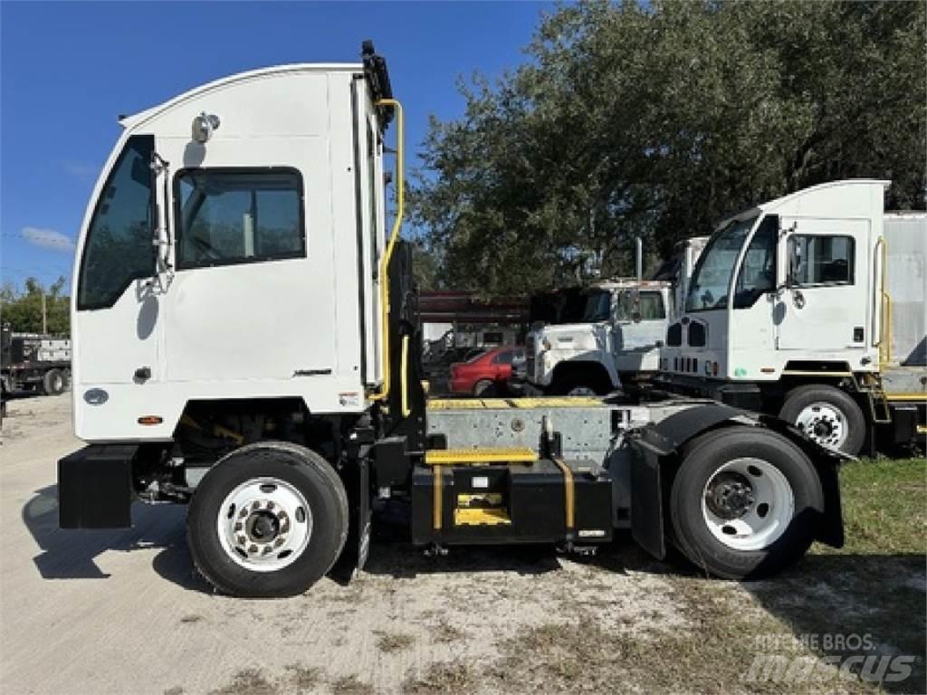 Autocar ACTT42 Terminaltraktorer