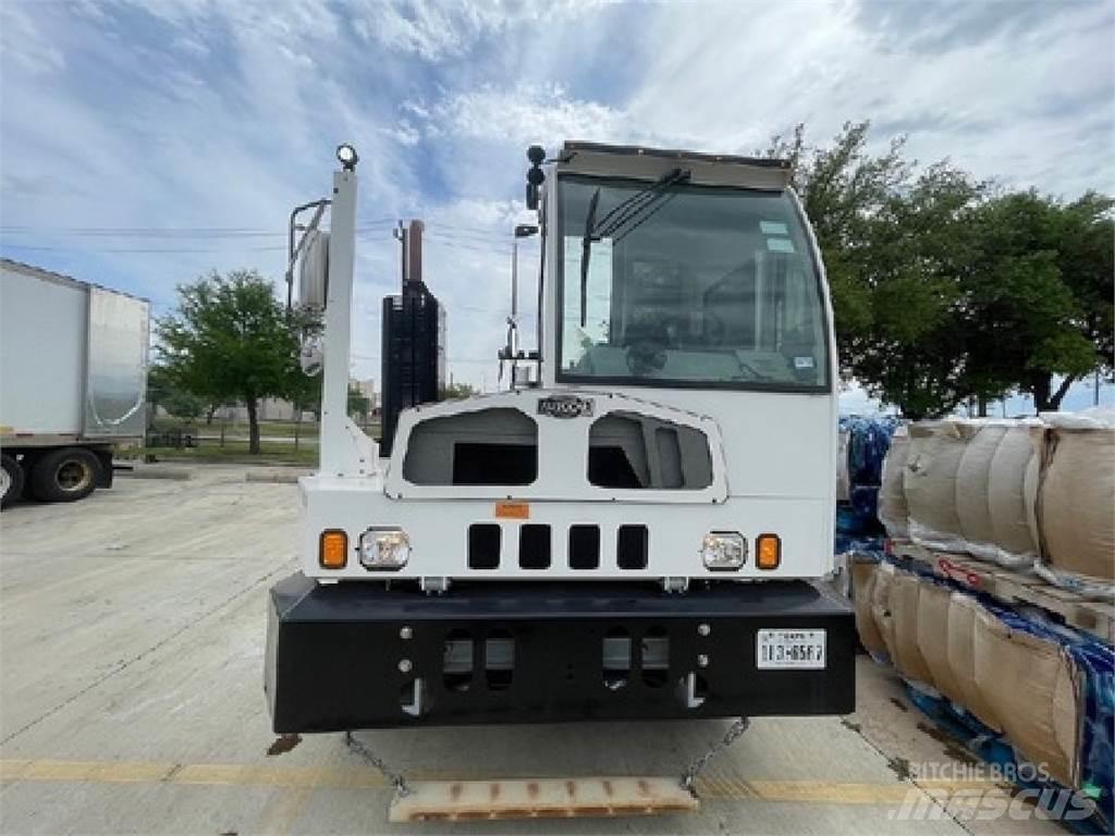 Autocar ACTT64 Terminaltraktorer