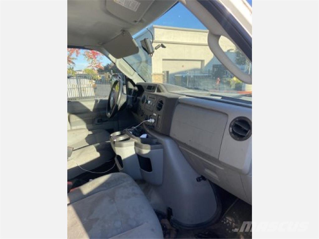 Ford E350 Fast kasse