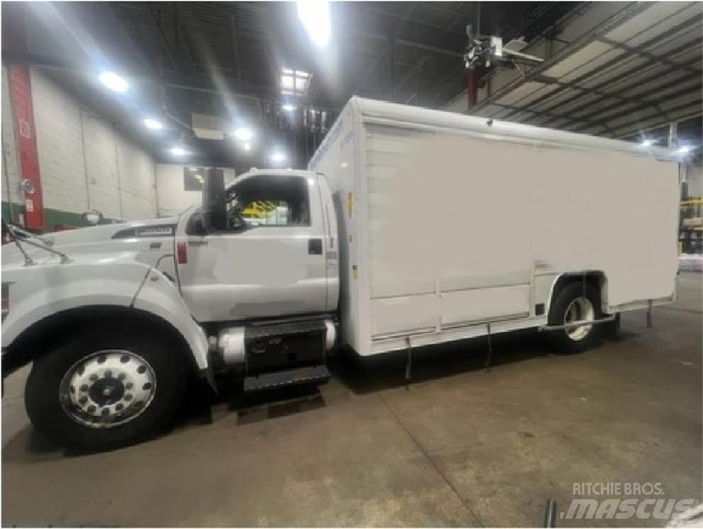 Ford F650 Lastbiler til transport af drikkevarer