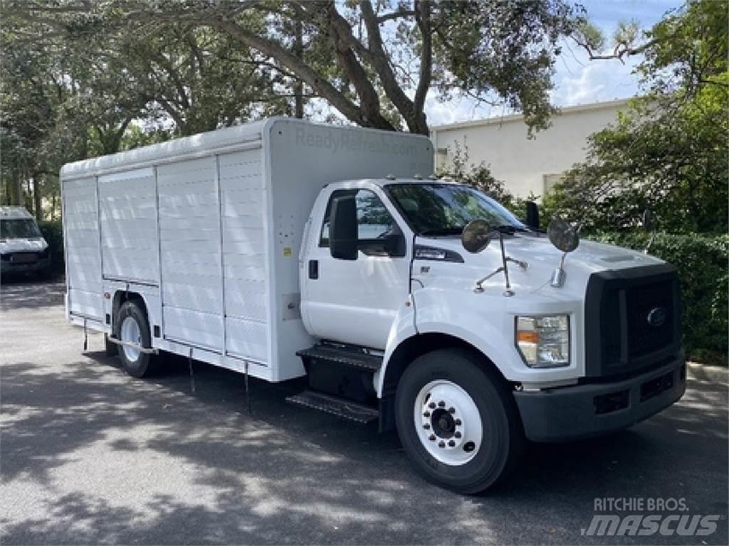 Ford F650 Lastbiler til transport af drikkevarer