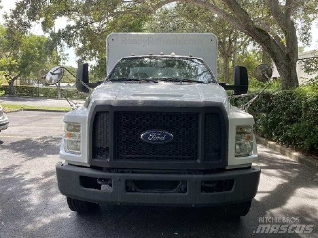 Ford F650 Lastbiler til transport af drikkevarer