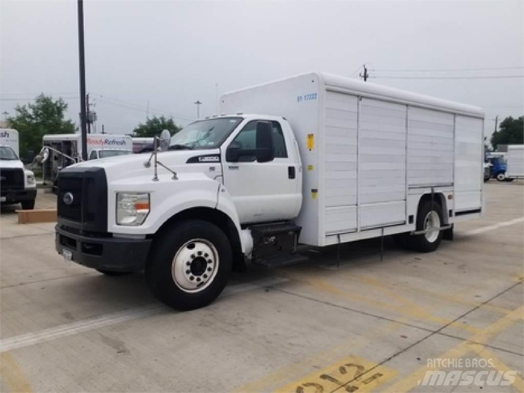 Ford F650 Lastbiler til transport af drikkevarer