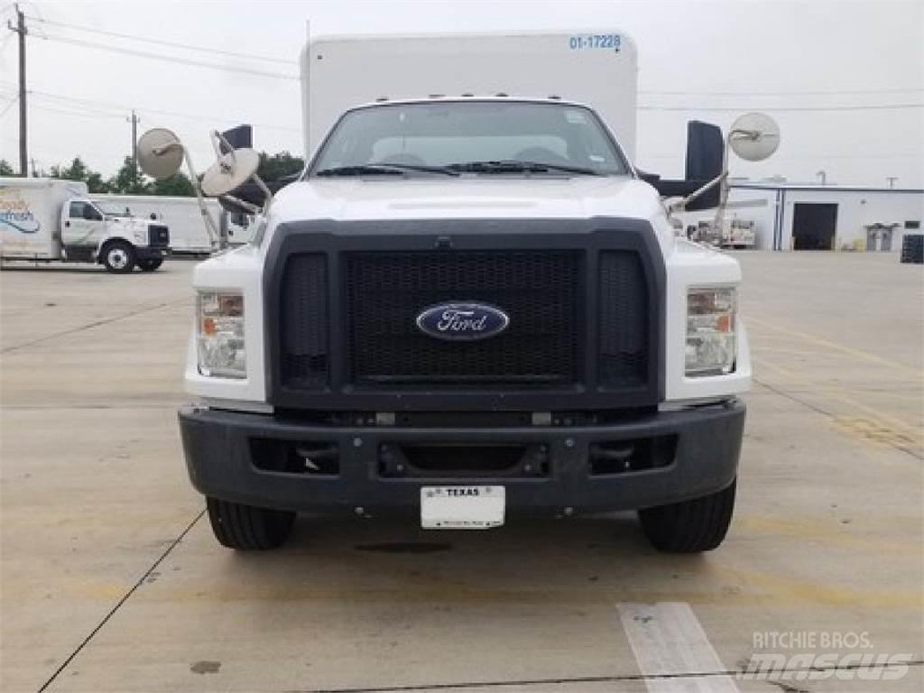 Ford F650 Lastbiler til transport af drikkevarer