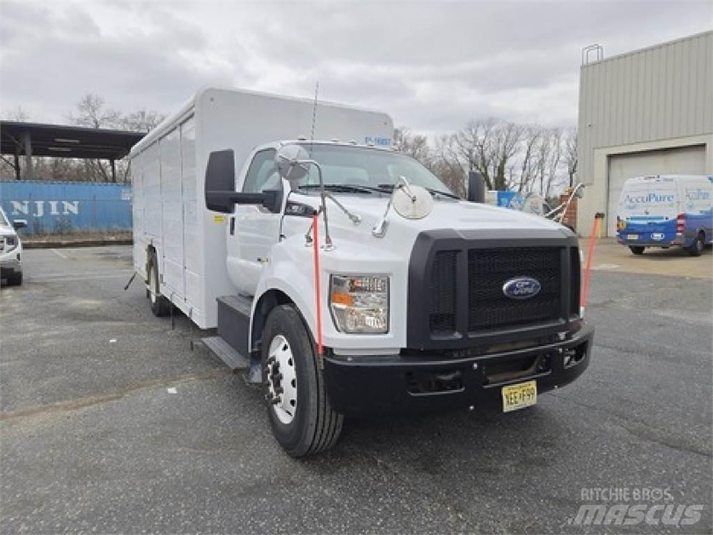 Ford F650 Lastbiler til transport af drikkevarer