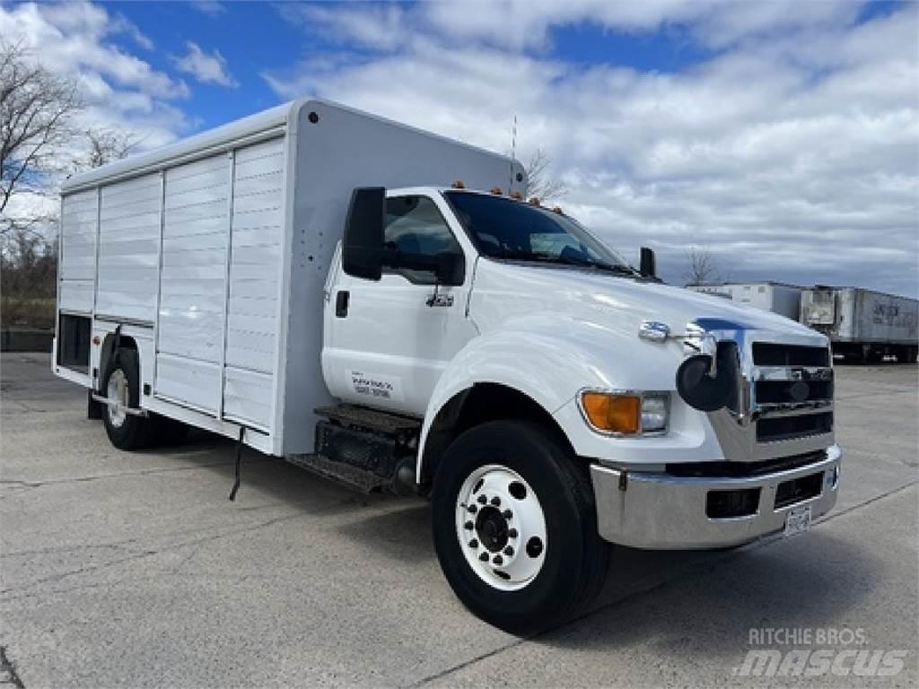 Ford F750 Lastbiler til transport af drikkevarer