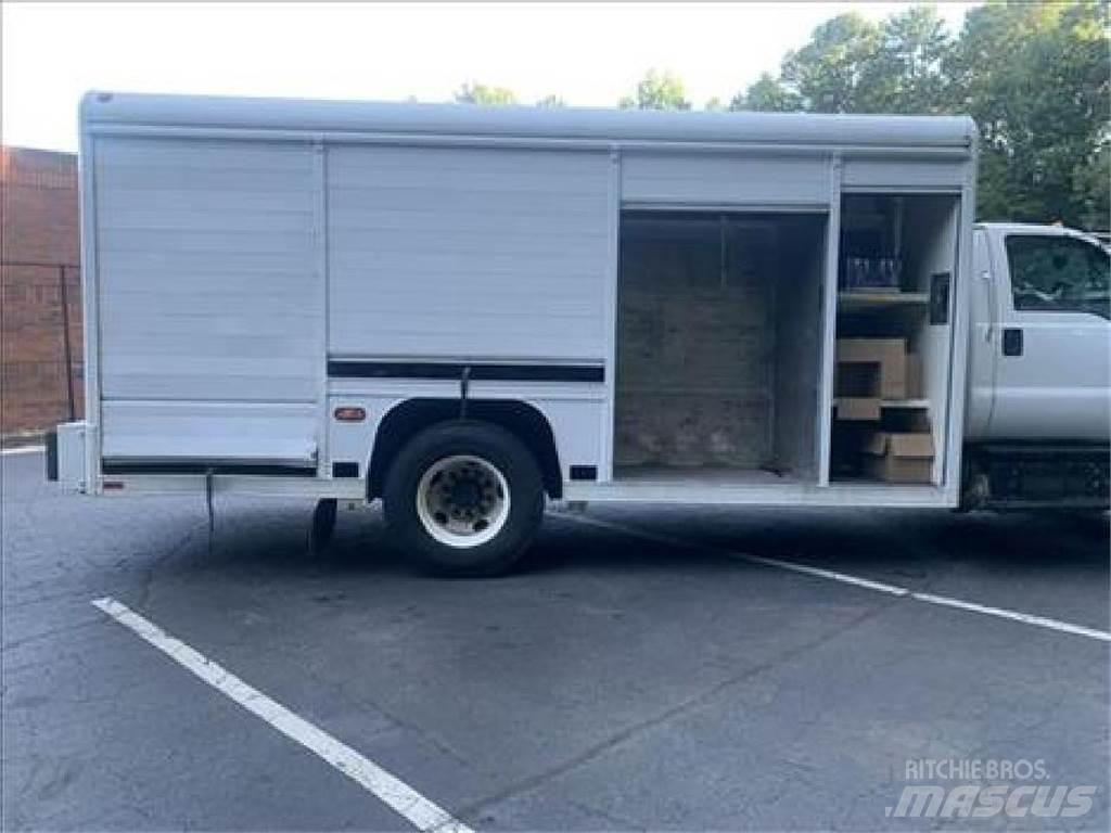 Ford F750 Lastbiler til transport af drikkevarer