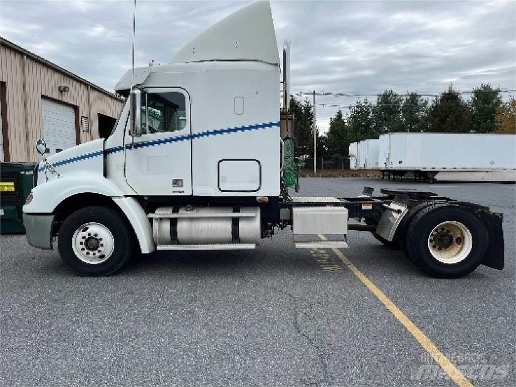 Freightliner CL112G Trækkere