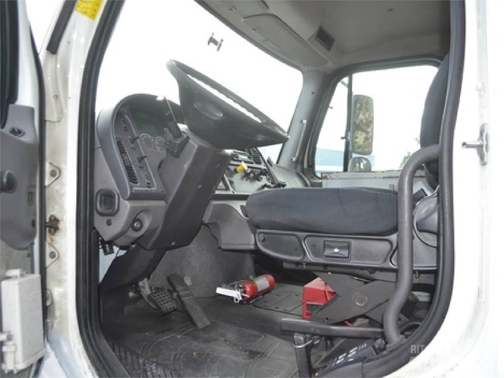 Freightliner M2 Lastbiler til transport af drikkevarer