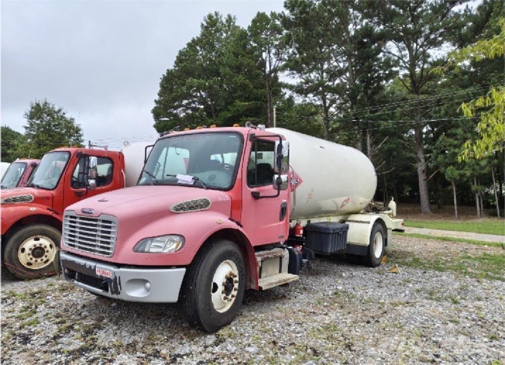 Freightliner M2 Andre lastbiler
