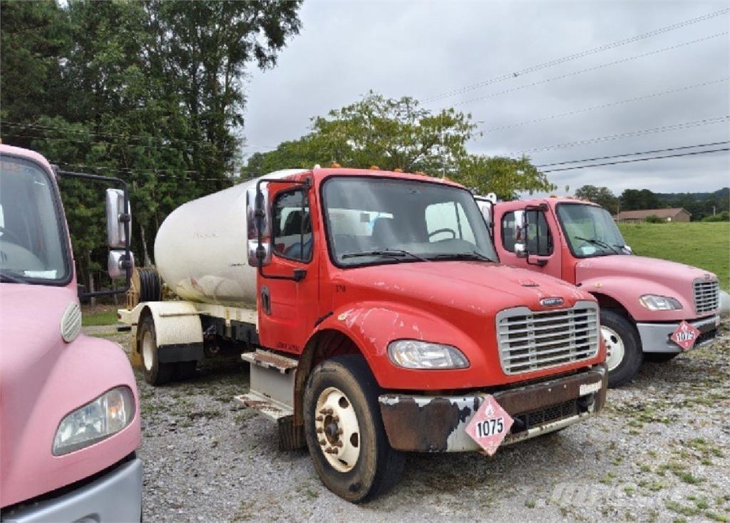 Freightliner M2 Andre lastbiler