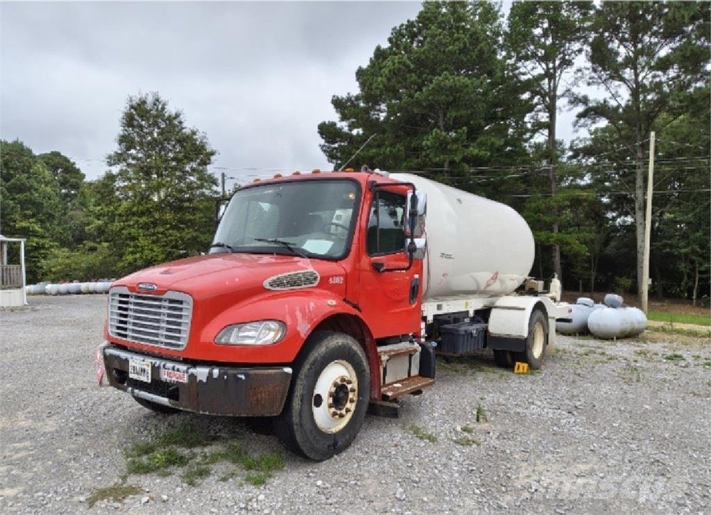 Freightliner M2 Andre lastbiler