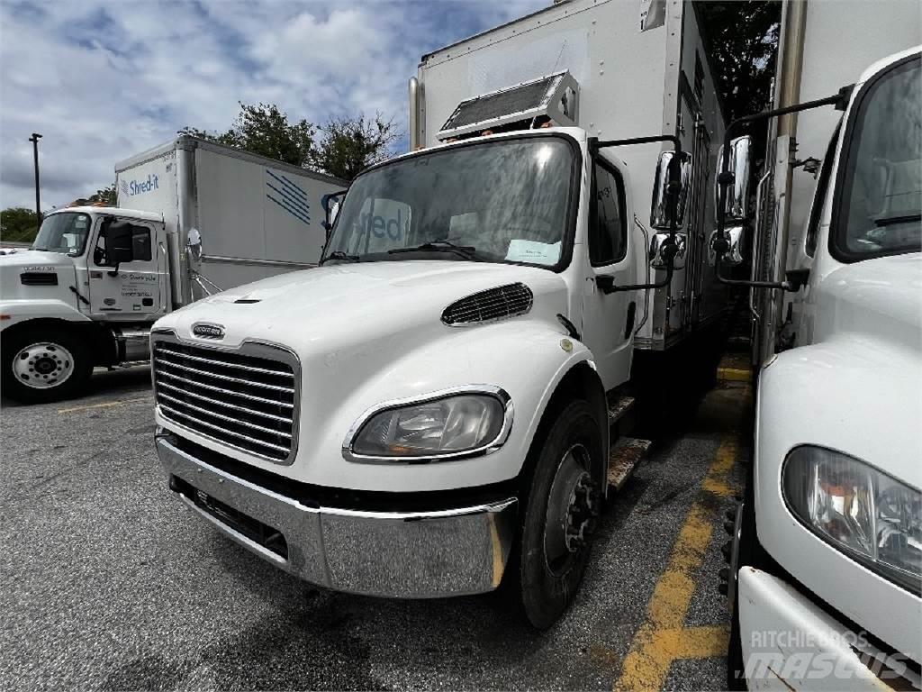 Freightliner M2-106 Fast kasse