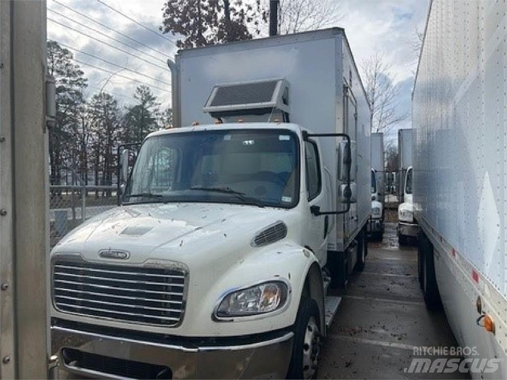 Freightliner M2-106 Fast kasse