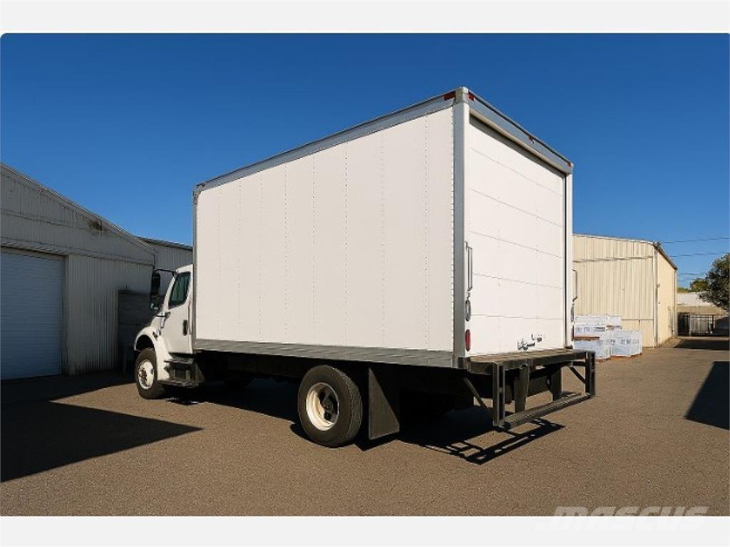 Freightliner M2 106 Fast kasse
