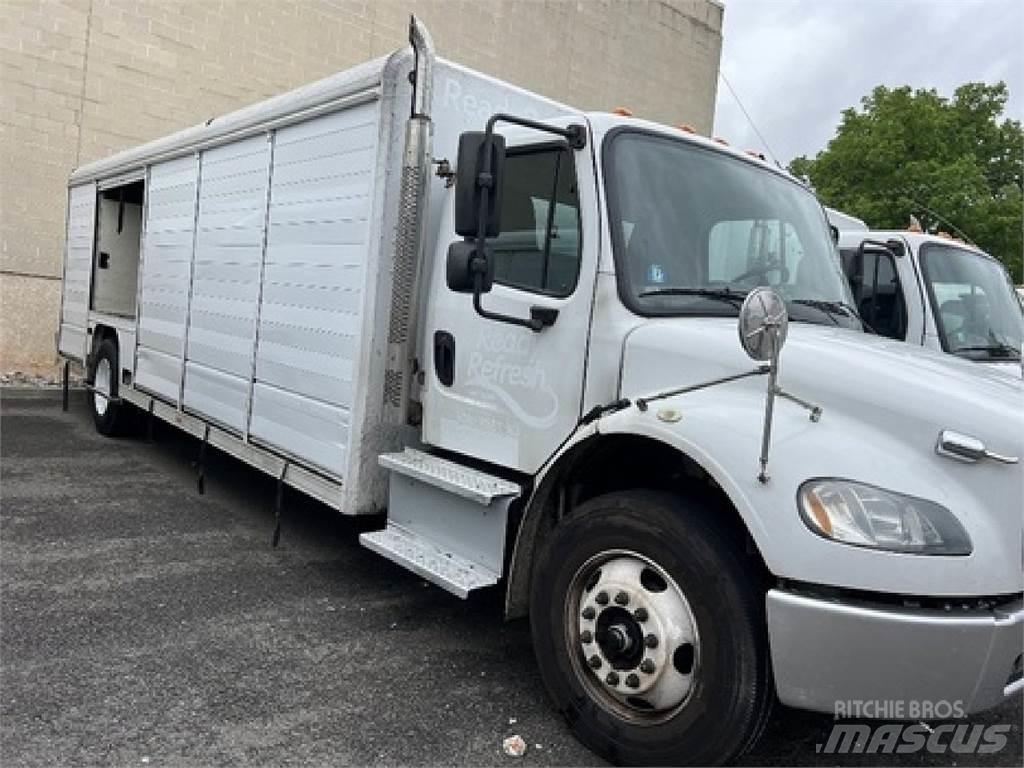 Freightliner M2106 Lastbiler til transport af drikkevarer
