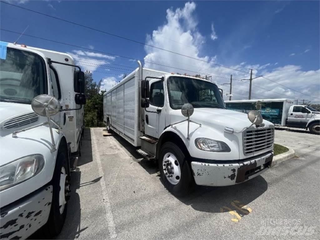 Freightliner M2106 Lastbiler til transport af drikkevarer