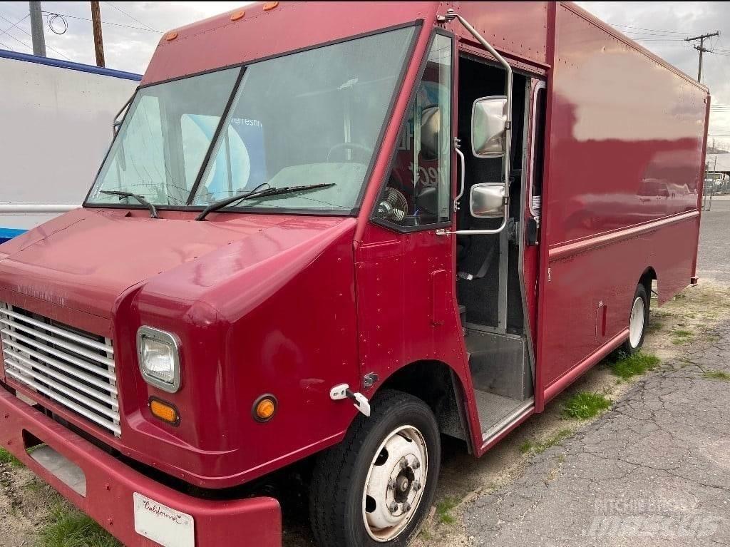 Freightliner MT45 Varebiler