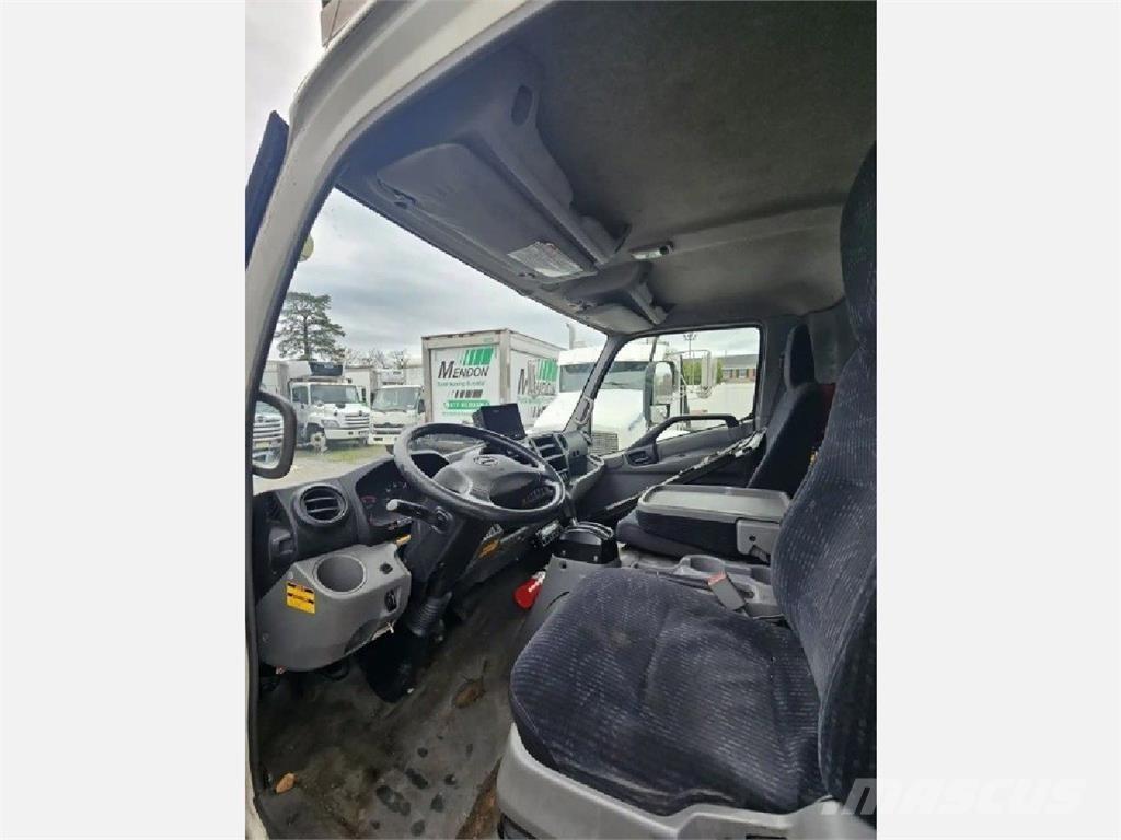 Hino 195 Kølelastbiler