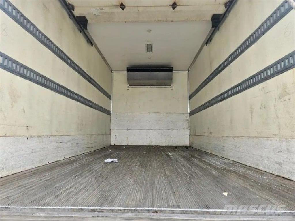 Hino 195 Kølelastbiler
