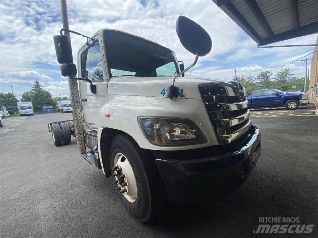 Hino 338 Chassis