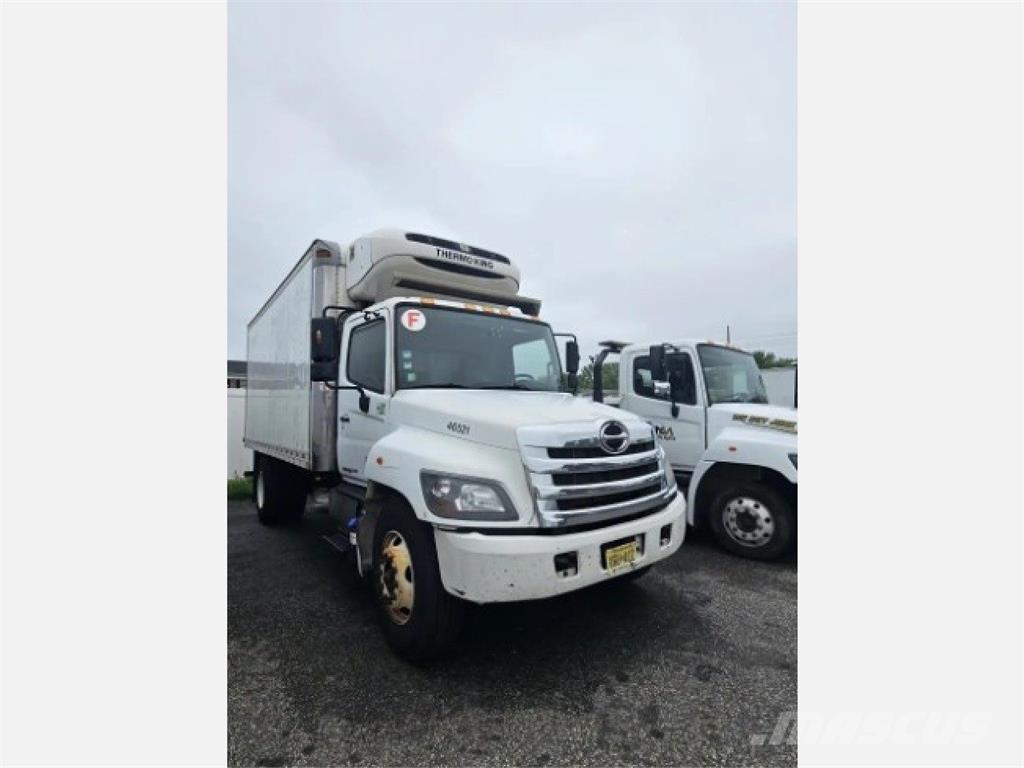 Hino 338 Kølelastbiler