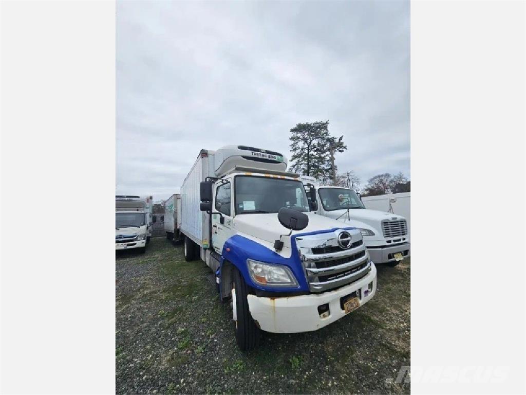 Hino 338 Kølelastbiler