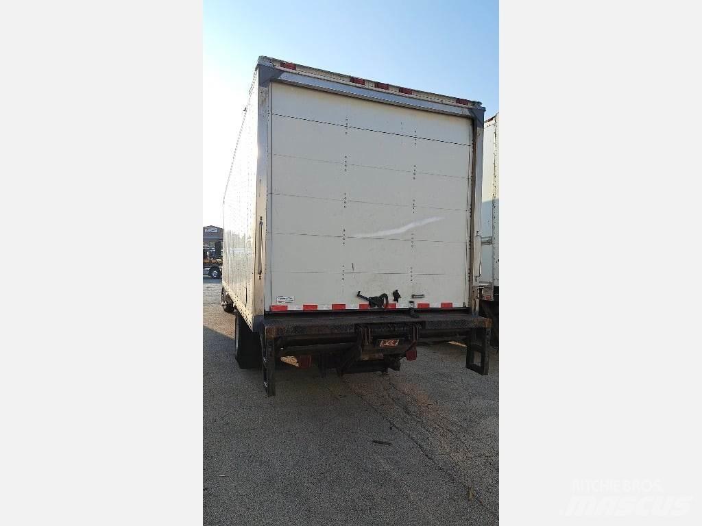 International MA025 Fast kasse