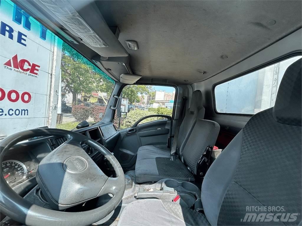 Isuzu NQR Kølelastbiler
