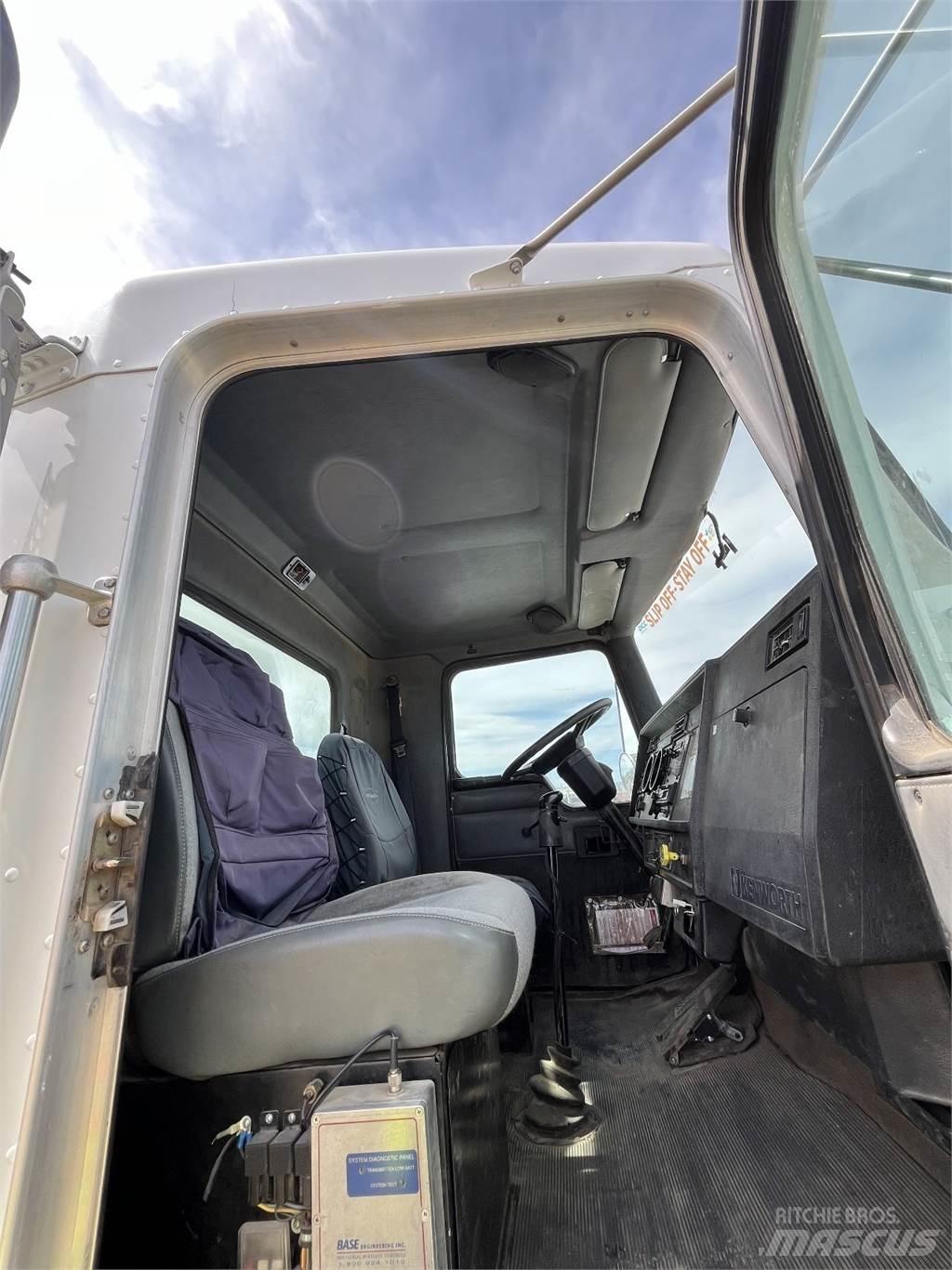 Kenworth T300 Andre lastbiler